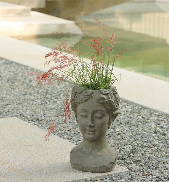 CACHE POT EN FORME DE TÊTE DE FEMME