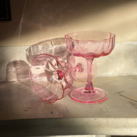 VERRE EN FORME DE PÉTALE