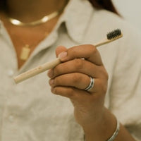 BROSSE À DENTS BAMBOU ÉCOLOGIQUE EFFICACE POUR ENFANTS ET ADULTES DURABLE SANS PLASTIQUE