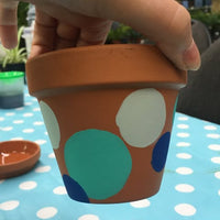 Les Samedis Créatifs – Peinture libre sur pot de terre cuite