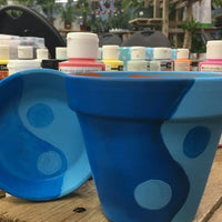 Les Samedis Créatifs – Peinture libre sur pot de terre cuite
