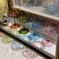 VERRE EN FORME DE PÉTALE