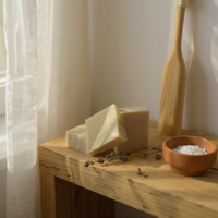 SAVON MIEL ET AVOINE APAISANT PEAUX SENSIBLES PREMIUM