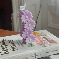 BOUGIE DE MARGUERITES EMPILÉES