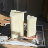 BOUGIE EN FORME DE PRISME