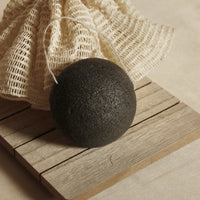 EPONGE KONJAC AU CHARBON COMPOSTABLE VEGAN SOIN VISAGE DOUX