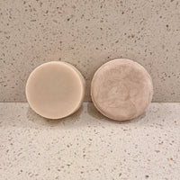 PLASTIC-FREE VEGAN CONDITIONER BAR FOR SILKY HAIR