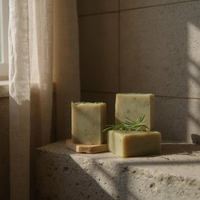 SAVON ORTIE ET MORINGA PURIFIANT HYDRATANT PEAUX SENSIBLES