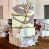 SAVON À L'ARGILE BRÉSILIENNE - WHITNEY - HUILE D'AVOCAT ET LILAS