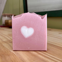 SAVON ARGILE ROSE FRIDA KARITÉ POIS SENTEUR PEAUX SENSIBLES