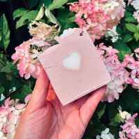 SAVON ARGILE ROSE FRIDA KARITÉ POIS SENTEUR PEAUX SENSIBLES