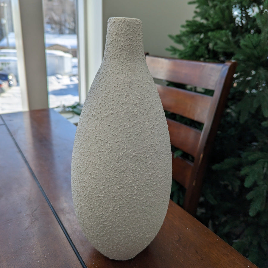 VASE MOJAVE EN CIMENT DÉCORATIF ÉTANCHE POUR INTÉRIEUR ESTHÉTIQUEMENT CONTEMPORAINE