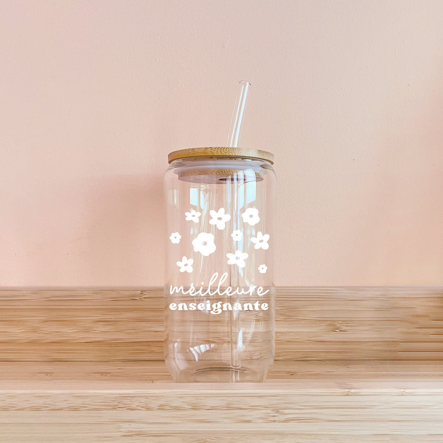 VERRE À PAILLE ENSEIGNANTE – DESIGN FLEUR BLANCHE