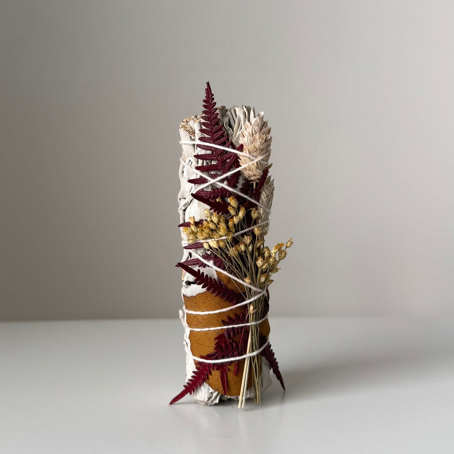 WHITE SAGE SMUDGE STICK - FERN + BABY'S BREATH