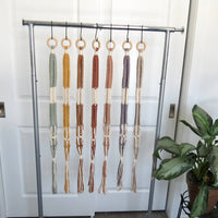 SUPPORT POUR PLANTES EN MACRAMÉ BICOLORE | JARDINIÈRE SUSPENDU D'INTÉRIEUR