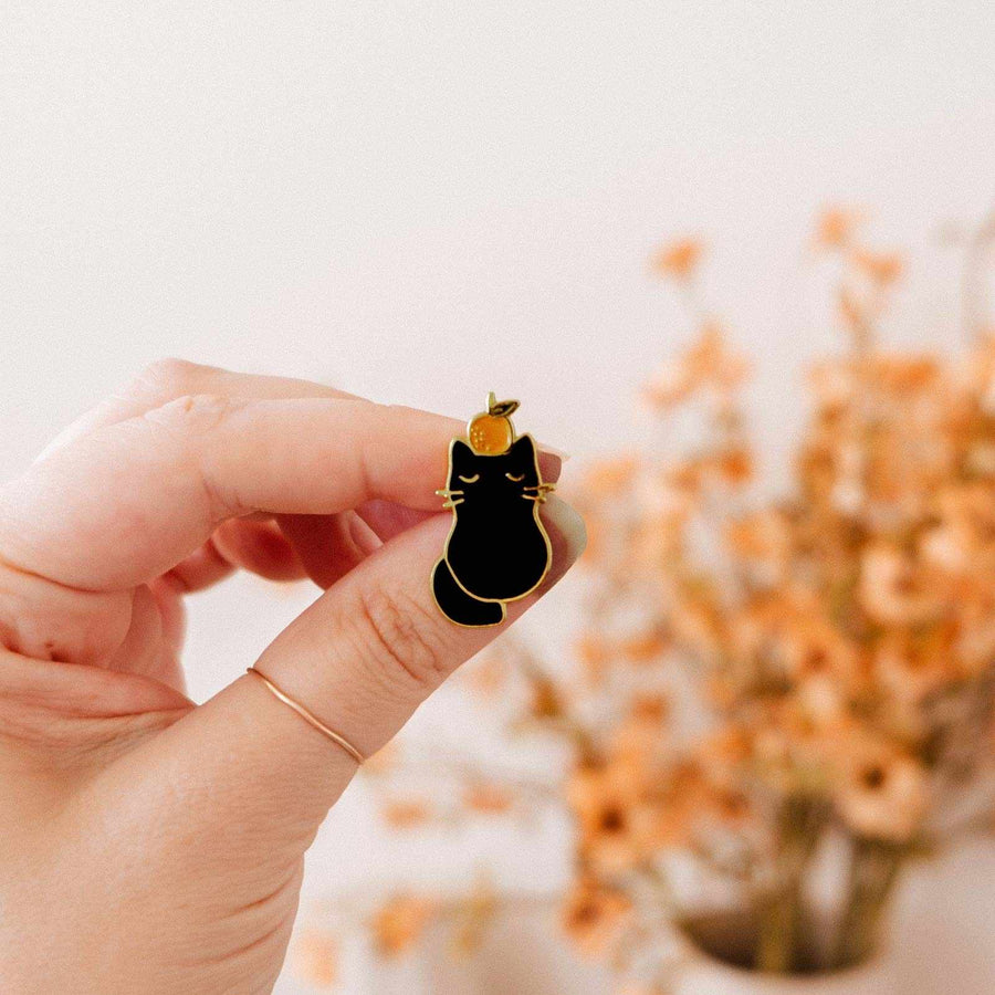 ENAMEL PIN - CLEMENTINE CAT
