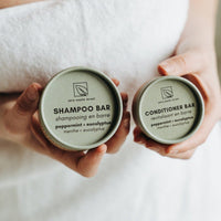 BARRE DE CONDITIONNEUR SOLIDE MENTHE POIVRÉE EUCALYPTUS DEMÊLAGE EFFICACE NUTRITION POUR CHEVEUX SENSIBLES ZÉRO DÉCHET