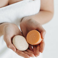 BARRE DE CONDITIONNEUR SOLIDE ORANGE DOUCE PAMPLEMOUSSE REVITALISANT POUR CHEVEUX ÉCOLOGIQUES VIBRANT SANS PLASTIQUE