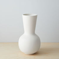 VASES BLANCS ARTIPLANTO COLLECTION POUR DECOR INTERIEUR ELEGANT MODERNE STYLECONTEMPORAIN