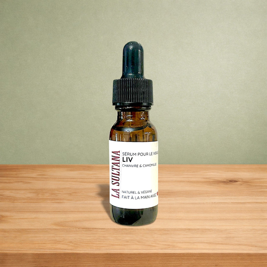 SÉRUM POUR LE VISAGE ET MASSAGE GUA SHA LIV CHANVRE ET CAMOMILLE