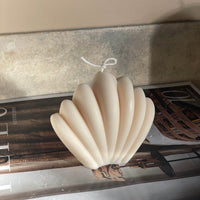 BOUGIE EN FORME DE COQUILLAGE