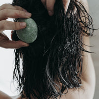 SHAMPOING EN BARRE PEPPERMINT EUCALYPTUS SANS PLASTIQUE REVITALISANT FRAÎCHEUR MENTHOLÉE POUR CHEVEUX SENSIBLES