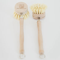 BROSSE À VAISSELLE EN BOIS PUISSANTE ET DURABLE AVEC POILS SISAL ÉCOLOGIQUES POUR FAMILLES ZÉRO PLASTIQUE