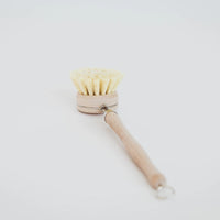 BROSSE À VAISSELLE EN BOIS PUISSANTE ET DURABLE AVEC POILS SISAL ÉCOLOGIQUES POUR FAMILLES ZÉRO PLASTIQUE