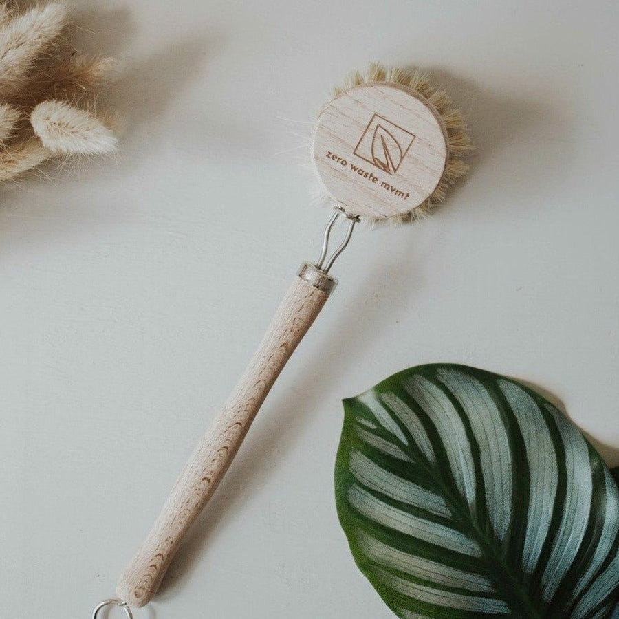 BROSSE À VAISSELLE EN BOIS PUISSANTE ET DURABLE AVEC POILS SISAL ÉCOLOGIQUES POUR FAMILLES ZÉRO PLASTIQUE